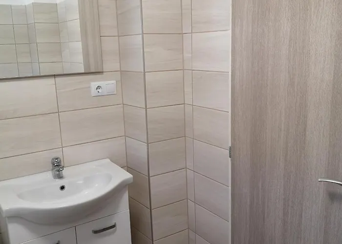 Kiss * Balatonboglár